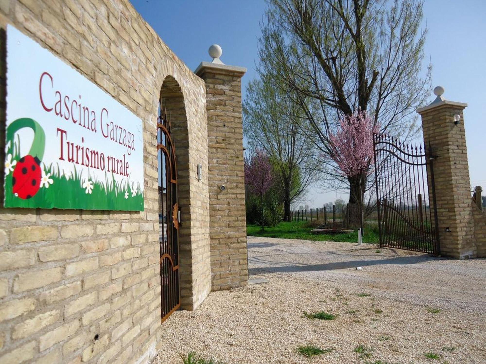 La Garzaga Turismo Rurale Ceresara Экстерьер фото