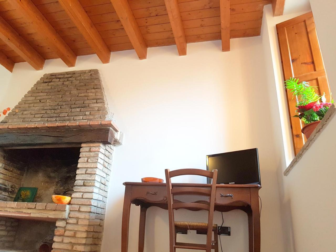 La Garzaga Turismo Rurale Ceresara Экстерьер фото